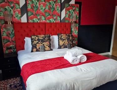 Deluxe King Room
