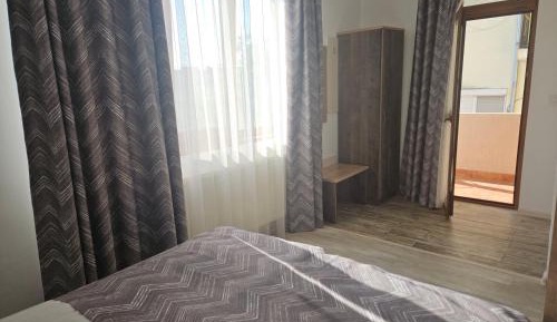 Deluxe Family Suite with Terrace