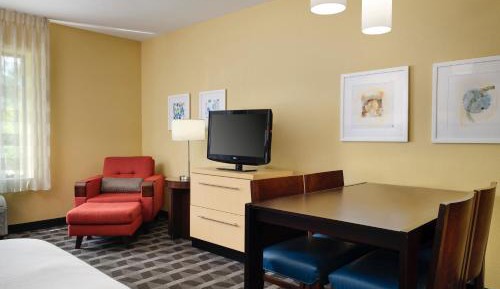 Queen Studio with Two Queen Beds