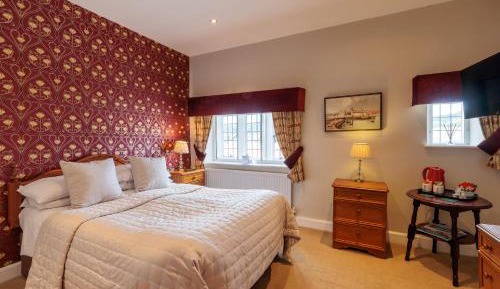 Classic Double Room