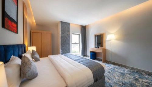 Superior King Room