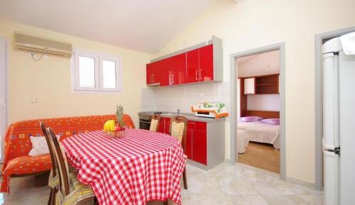 Three-Bedroom Apartment with Terrace and Sea View
