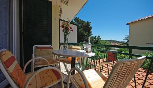 One-Bedroom Apartment with Balcony