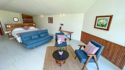 Queen Room with Balcony