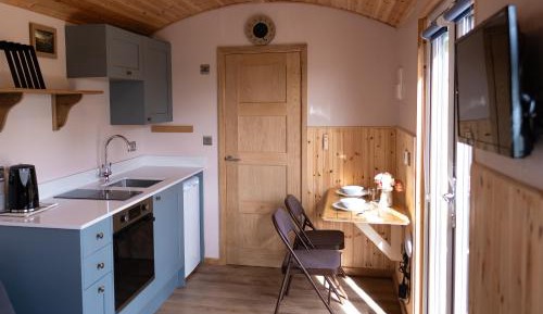 Studio with Garden View