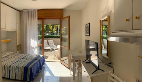 Studio with Terrace