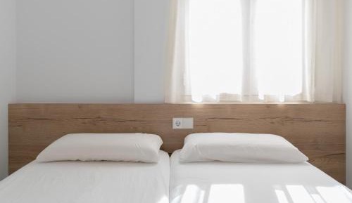One-Bedroom Apartment (4 Adults)