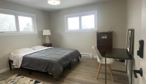 Deluxe Double Room (2 Adults + 1 Child)