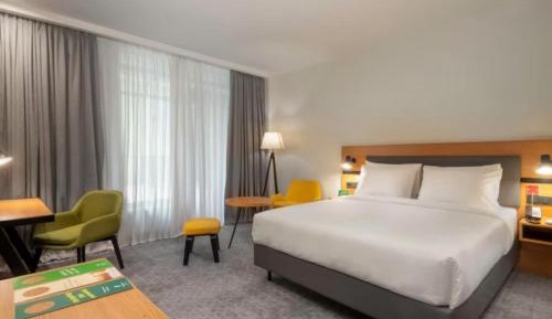Standard Queen Room - Disability Access