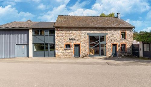 Five-Bedroom Holiday Home