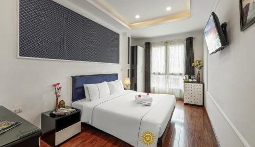 Double or Twin Room with City View