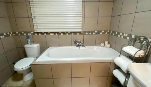 Classic Queen Room