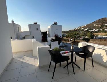 Studio with Partial Sea View