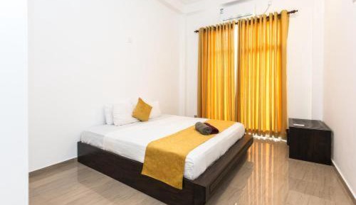 Deluxe Double or Twin Room with Pool View