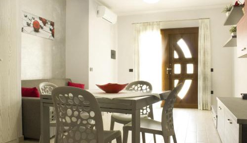 One-Bedroom Apartment with Garden View