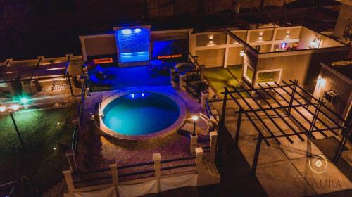Queen Suite with Spa Bath