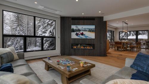 Five-Bedroom Holiday Home