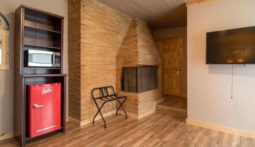 Deluxe Queen Room with Two Queen Beds