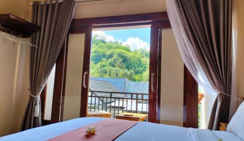 Double Room with Mountain View