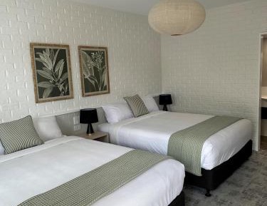 Deluxe Queen Room with Two Queen Beds