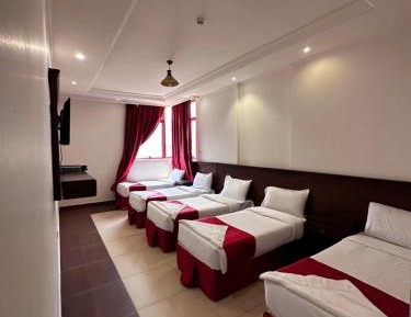 Deluxe Family Room