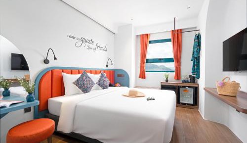 Superior Double or Twin Room with Mountain View