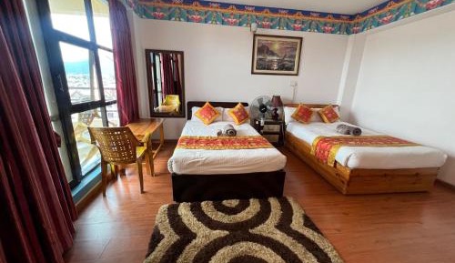 Deluxe Double or Twin Room