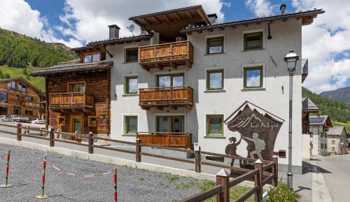 Two-Bedroom Superior Apartment