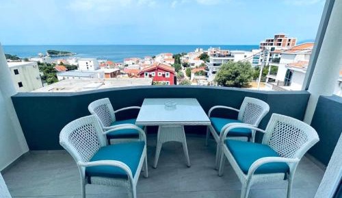 Apartment with Sea View