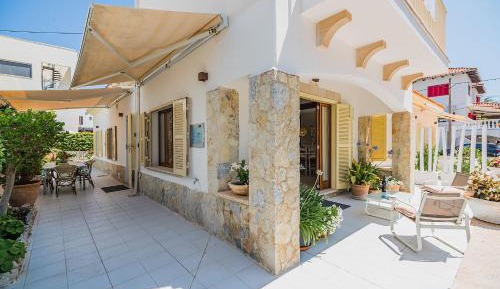 Villa with Sea View