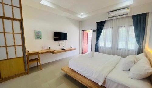 Standard King Room