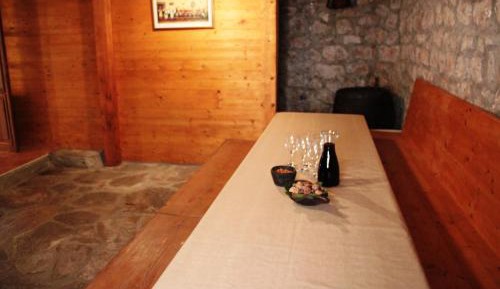 Three-Bedroom Holiday Home 