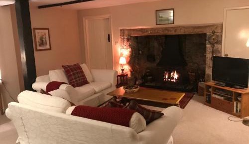 One-Bedroom Holiday Home