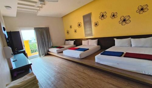 Family Suite with Balcony