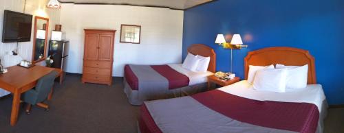 Queen Room with Two Queen Beds