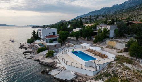 Four Bedroom Villa 