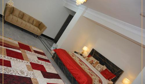 Deluxe King Studio
