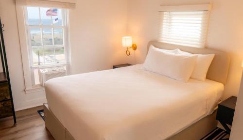Queen Room with Sea View