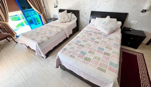 Large Double Room