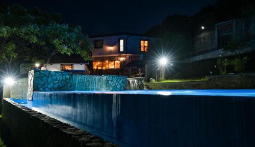 Double Room with Lake View