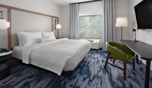 Guest Room, 1 King