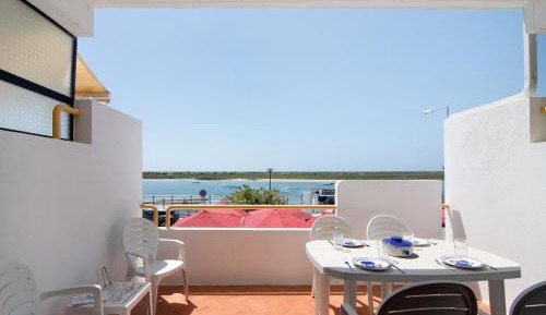 Superior One-Bedroom Apartment with Balcony