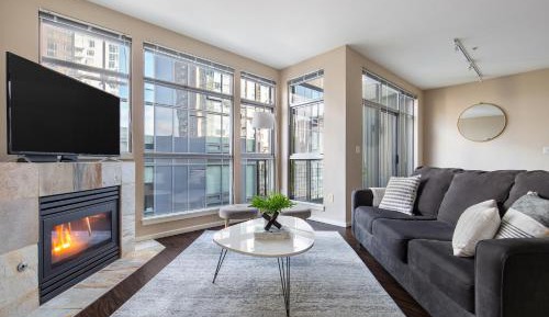 Family Two-Bedroom Apartment (Self Check-in with Virtual Front Desk)