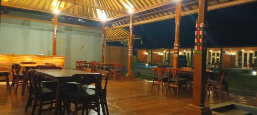 Deluxe Double or Twin Room with Garden View