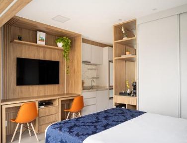 Studio Apartment