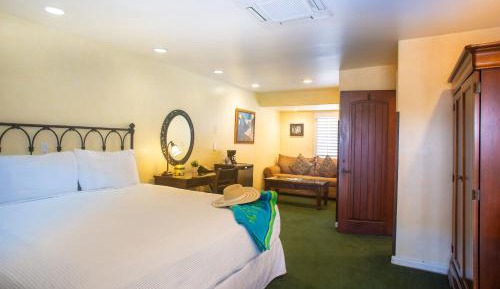 Superior King Room