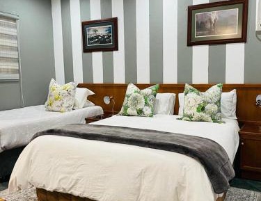 Large Twin Room