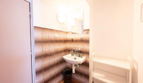 Twin Room with Shared Bathroom