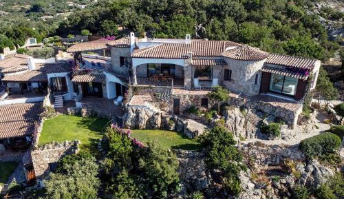 Villa with Sea View