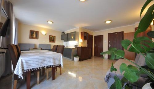 Family Room with Side Sea View